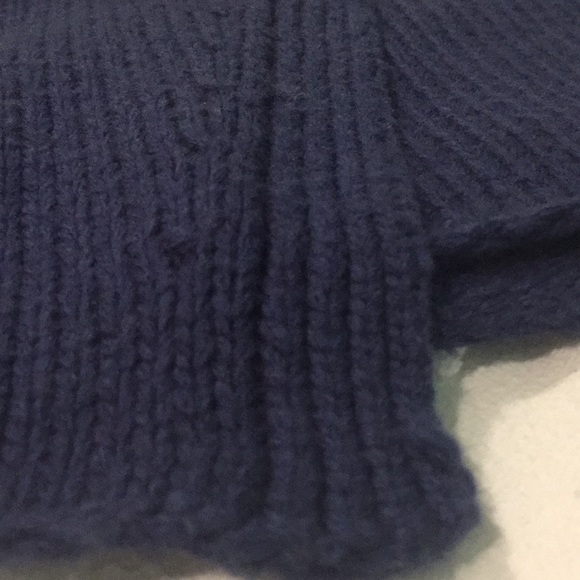 Anthropologie asymmetrical fringe / tassel knit - Picture 10 of 15